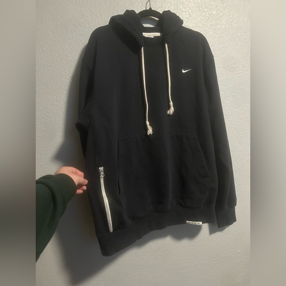 Men’s Nike standard issue hoodie - Picture 7 of 8